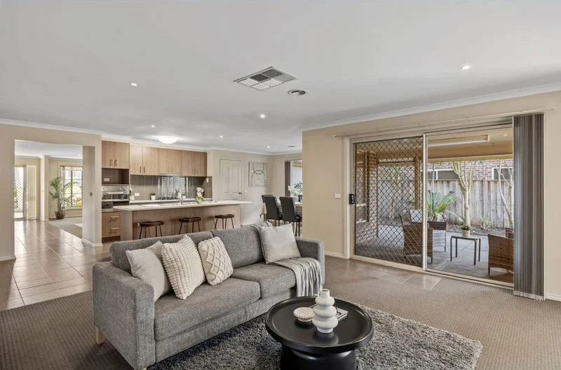 Crabourne Livingroom