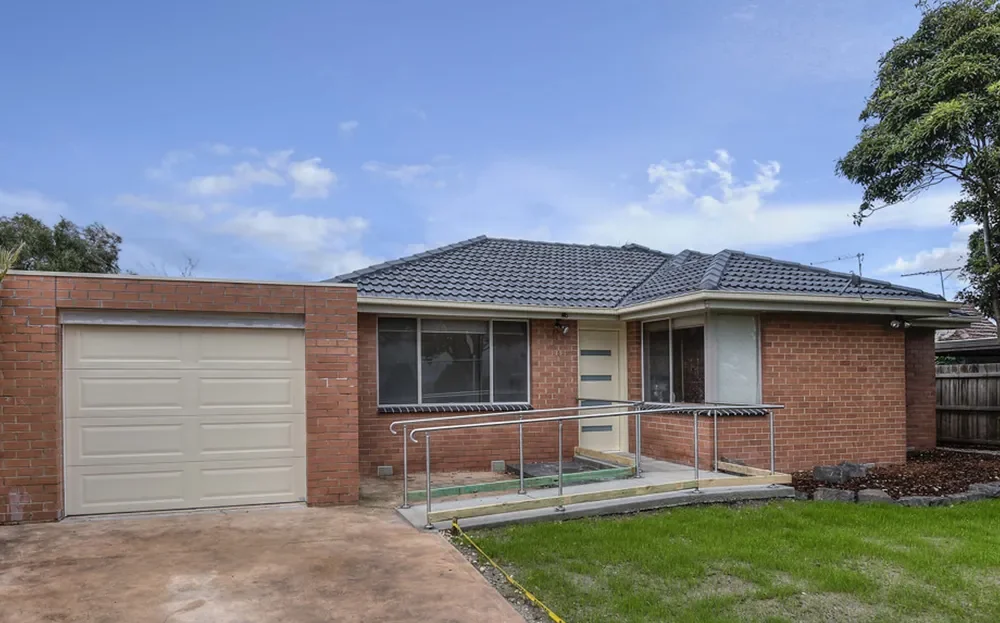 Greensborough Outside